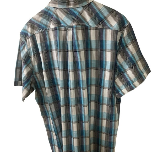 Dakota Grizzly XXL Men’s Plaid Button Up short sleeve double pocket active wear - Picture 2 of 7